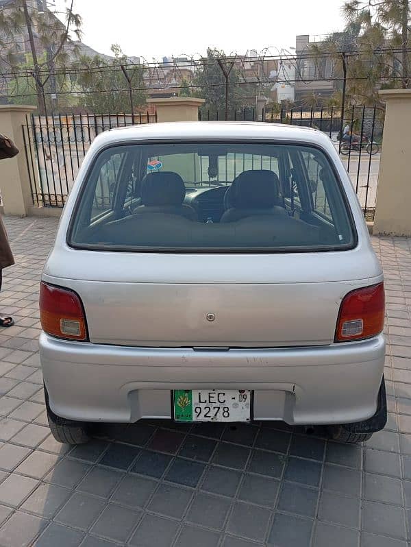 Daihatsu Cuore 2009 4