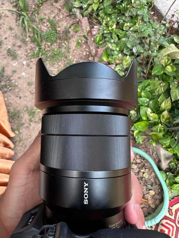 Sony 24 70 mm f4 ZA OSS Carl Zeiss lens with box 1