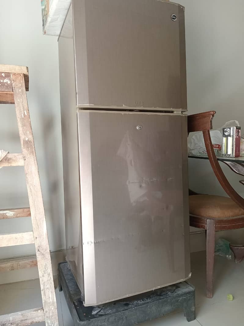 Pel Refrigerator PRL-2000 for sale in Good Condition 3