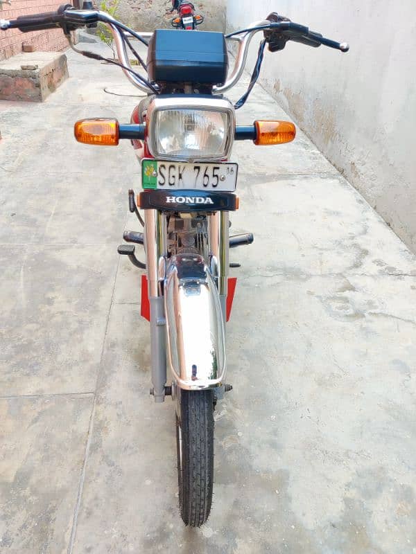 Honda CD70 2016 Model Bike 13