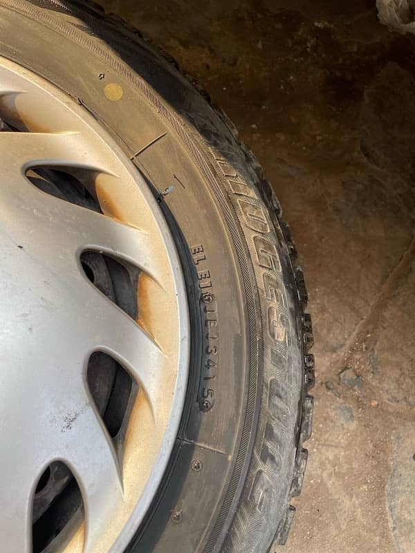 bridgestone tyres 185/40/13 with stepni 0