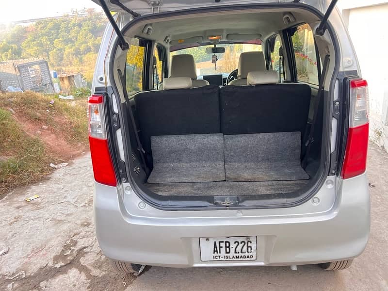 Suzuki Wagon R 2015 9