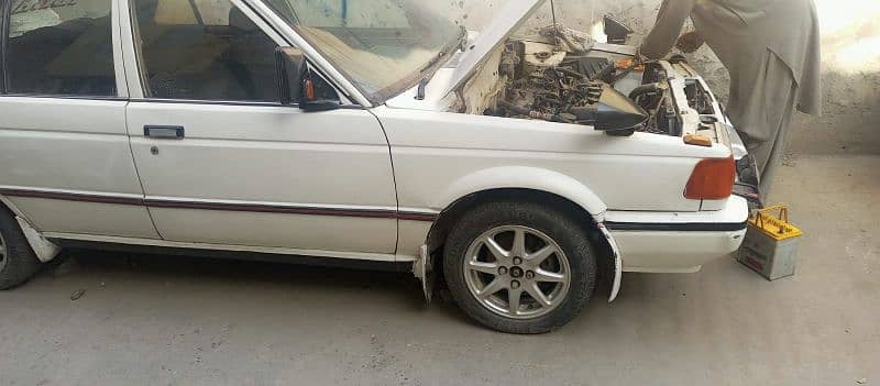 Nissan Sunny 1989 6