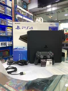 ps4 slim 500 gb ( great condition )