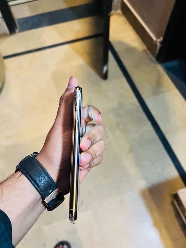 iphone xs 64gb 3