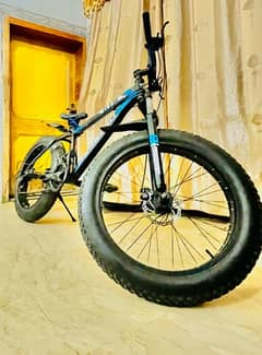 FAT TYRE CYCLE 26 inches bicycle for Racing,  with 7 gears