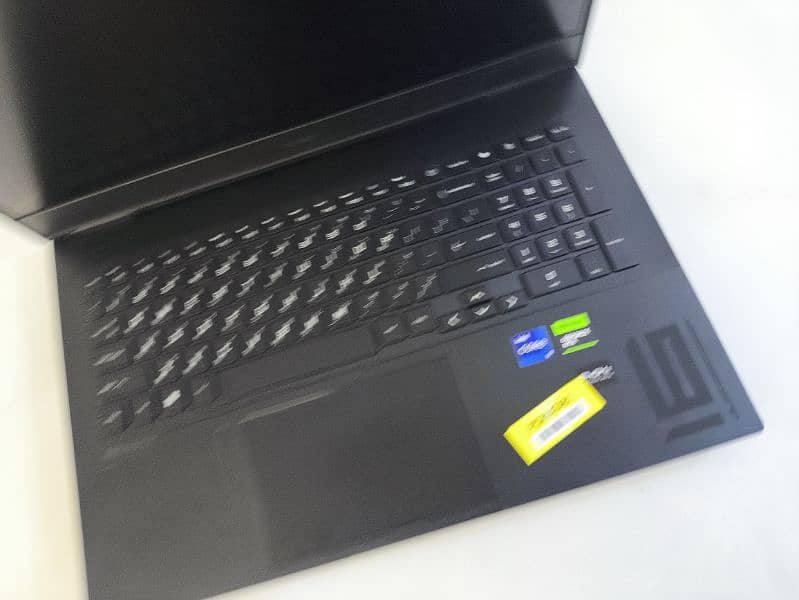 hp omen 16 i9 rtx 4060 graphics scrathless condition 0