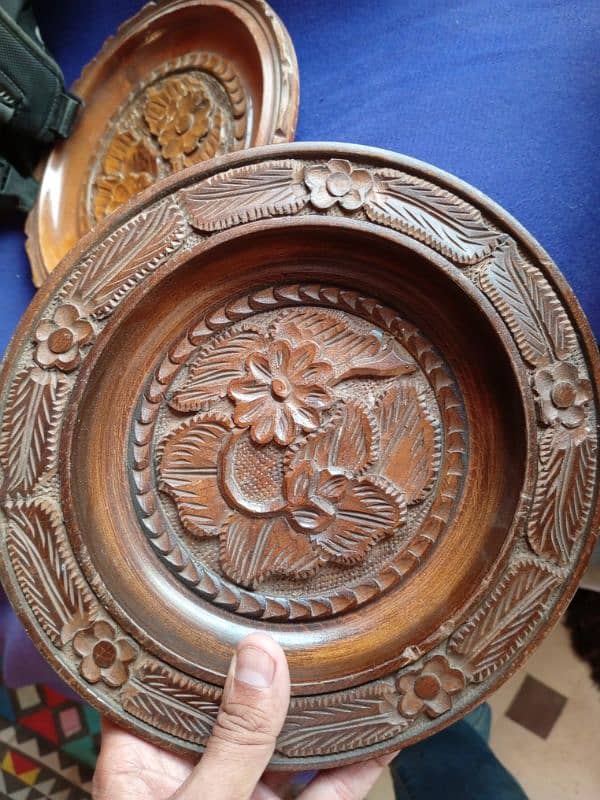 Decorative plates 6