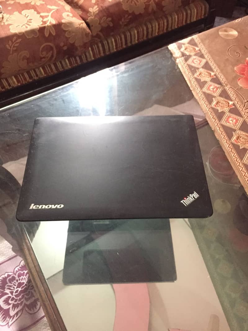 lenovo E320 core i3 2nd gen 2