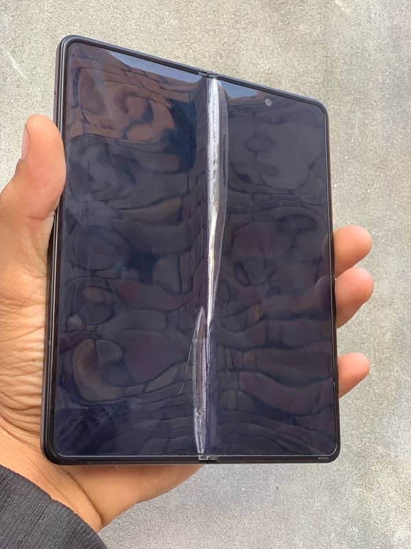 Samsung Z Fold 3 Non PTA 12 / 512gb inner screen off 11