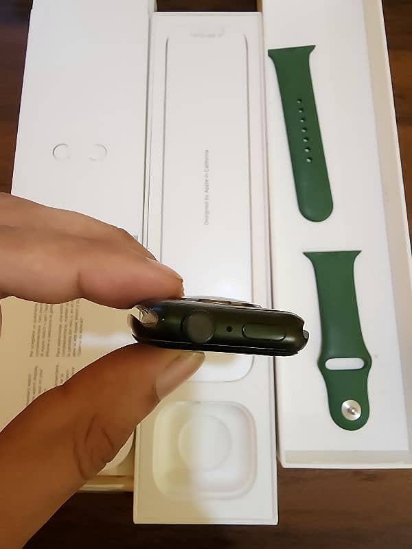 Apple Watch Series 7 2