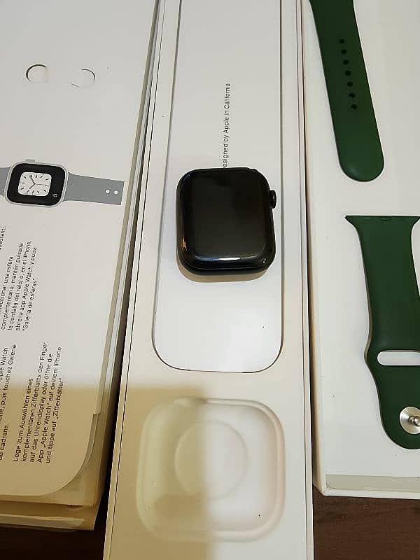 Apple Watch Series 7 7