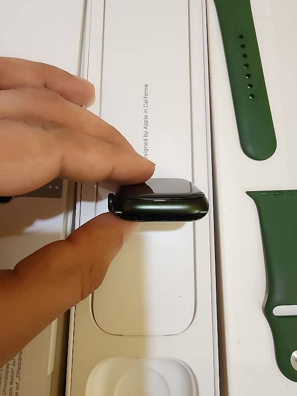 Apple Watch Series 7 9