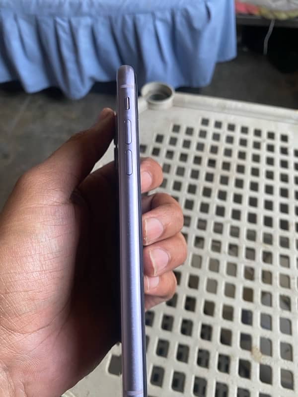 iphone 11 64GB jv 6