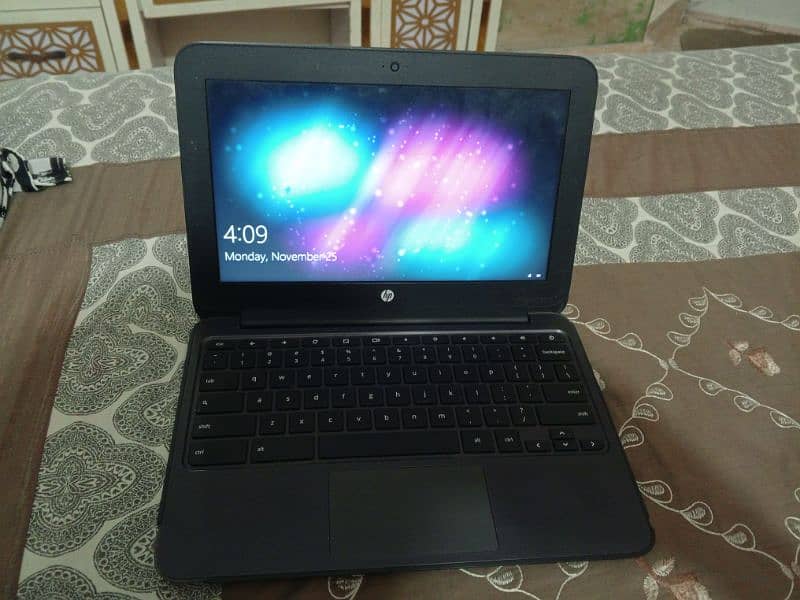 HP WINDOWS LAPTOP 6TH GEN 1