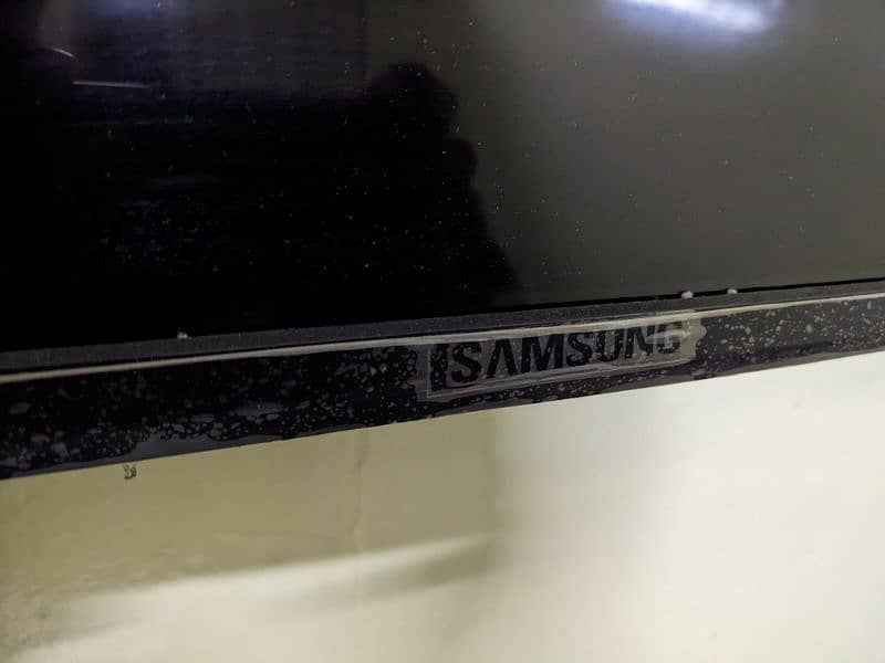 Samsung 32 inches lcd for sale 1