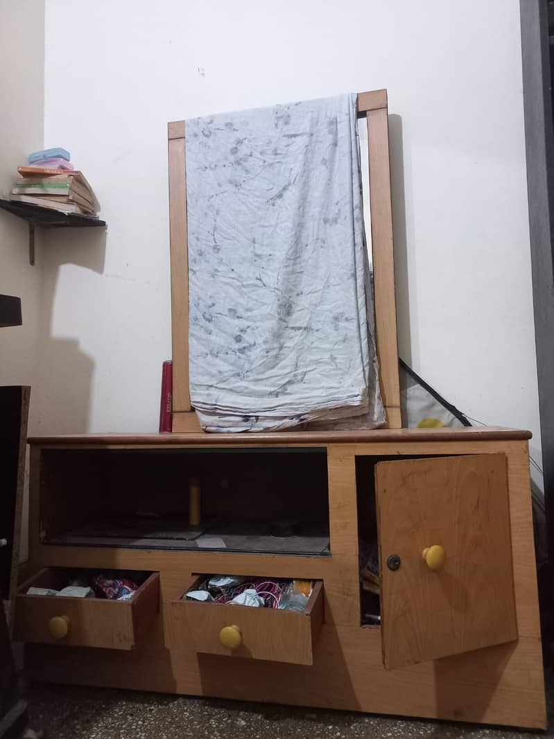 dressing table 3