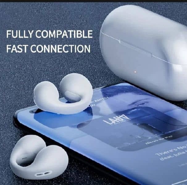 Wireless Bluetooth earphones 7