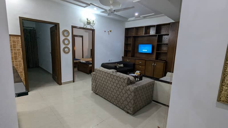 TWO BEDROOMS APARTMENT AVAILABLE FOR RENT ON DAILY/WEEKLY BASIC E-11 6