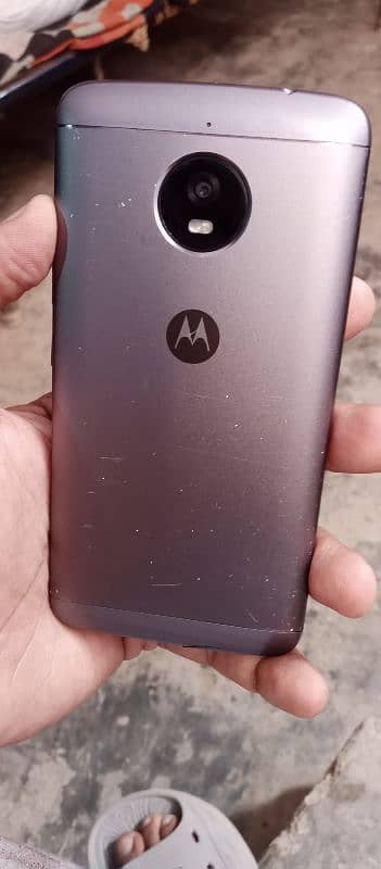 Moto E4 Plus 3/32Gb 2