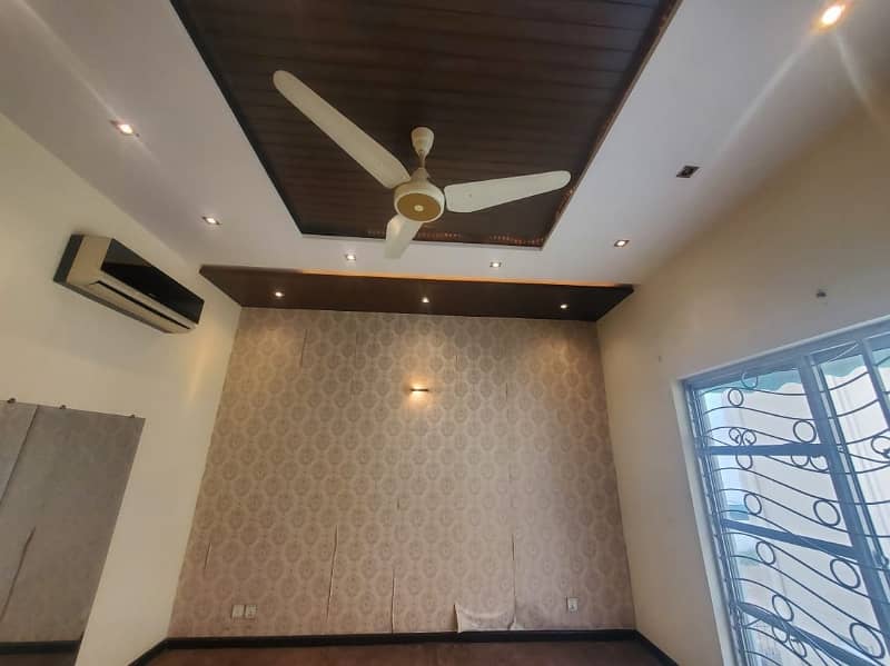 1 Kanal Upper Portion For Rent In DHA Phase 1,Block K, Lahore. 5