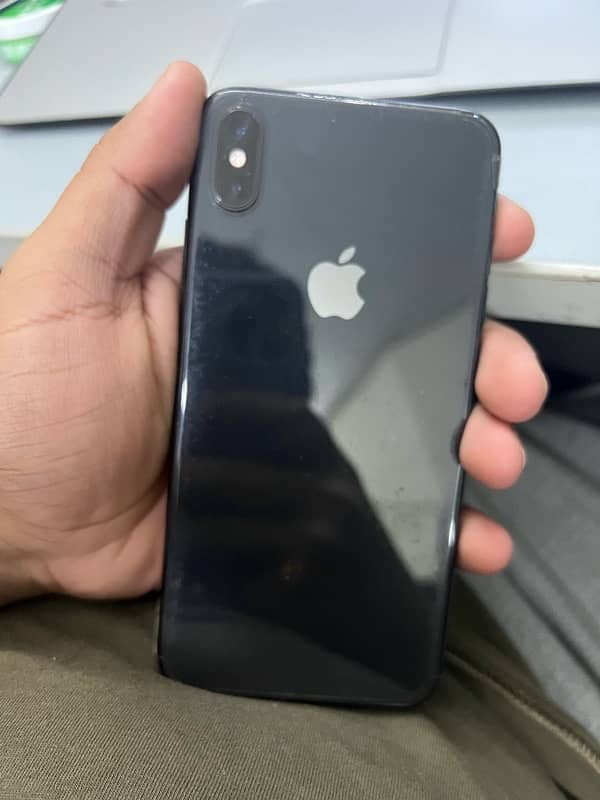 "iPhone Xs Max 64GB - 81% Battery Health, Excellent Condition " 2