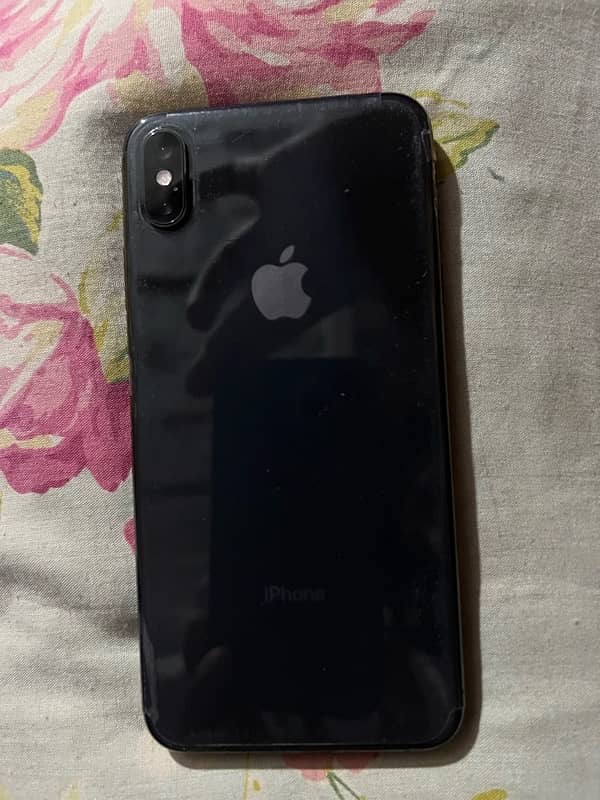 "iPhone Xs Max 64GB - 81% Battery Health, Excellent Condition " 5