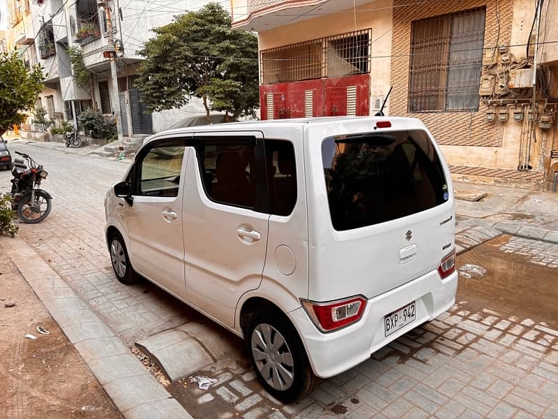 Suzuki Wagon R 2019 /2022 0/3/3/1/9/7/6/1/5/3/8 9