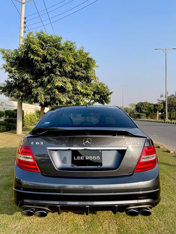 Mercedes C Class C63 AMG 0