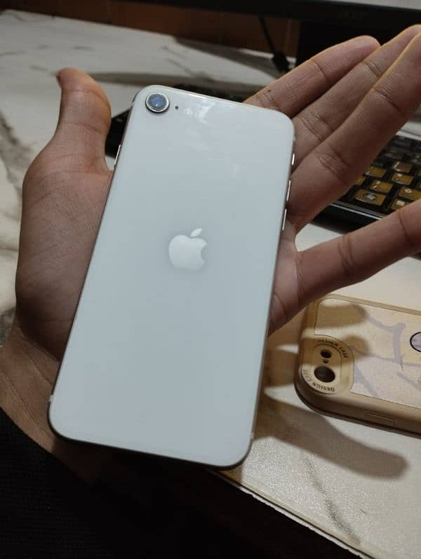 iPhone SE 2020 non pta 9