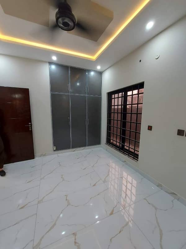 5 Marla double storey House for rent Multan public school Road Multan 4