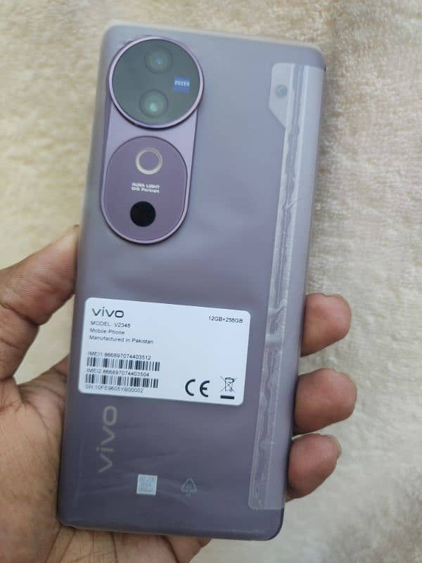 vivo v40 2