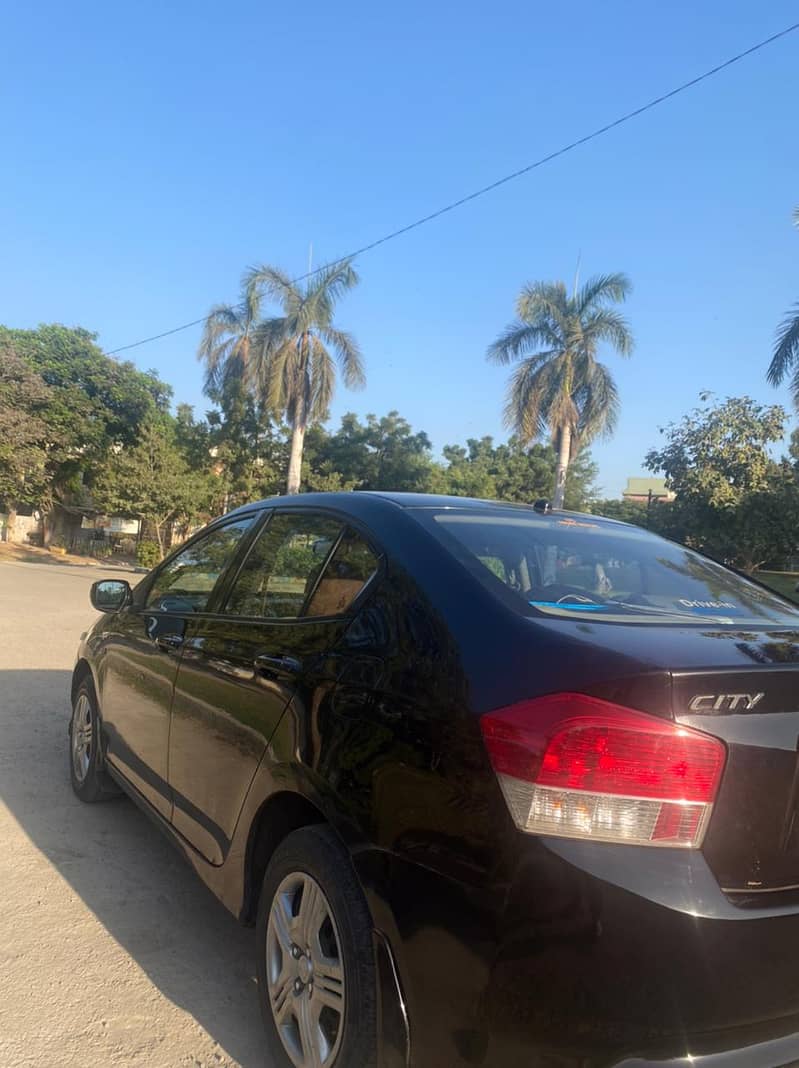 Honda City IVTEC 2013 Black Color 2