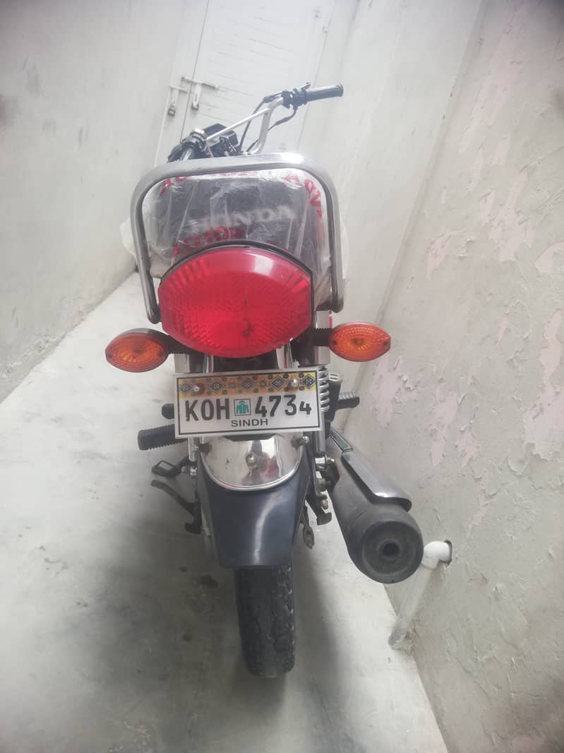 Honda 125 Karachi urgent 0