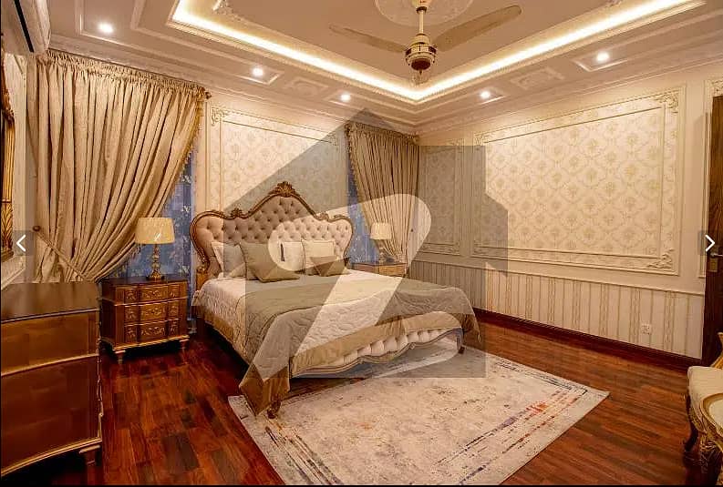 1 KANAL ROYAL DESIGN LUXURY VILLA FOR SALE NEAR TO PARK 17