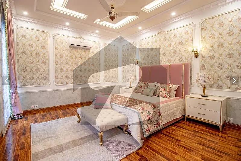 1 KANAL ROYAL DESIGN LUXURY VILLA FOR SALE NEAR TO PARK 26