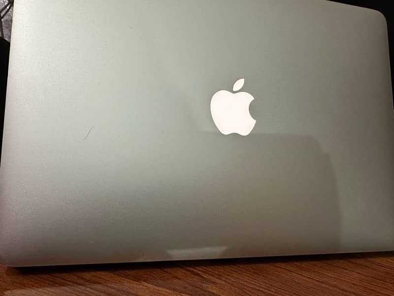 MacBook Air 2015. 0