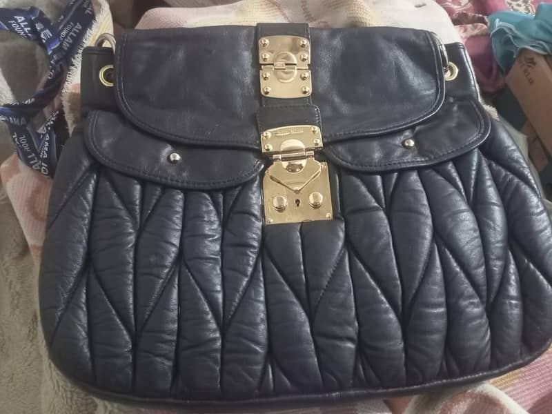 Miu Miu Matelasse coffer Black branded bag 2