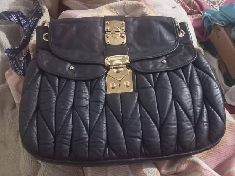 Miu Miu Matelasse coffer Black branded bag 3