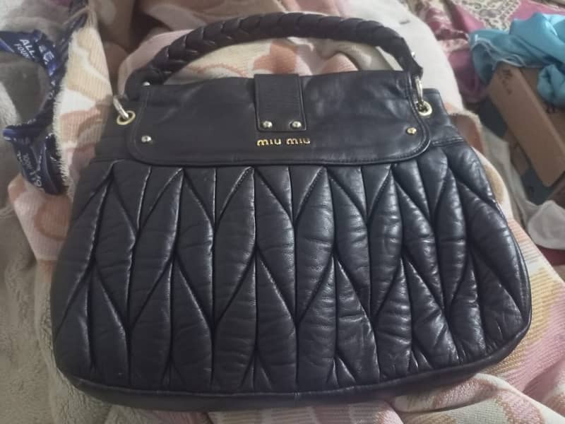 Miu Miu Matelasse coffer Black branded bag 4