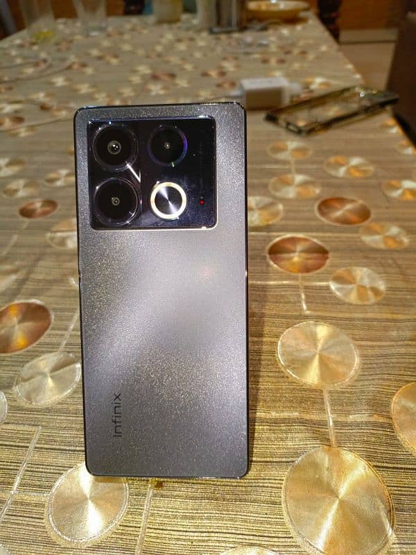 Infinix Note 40 7