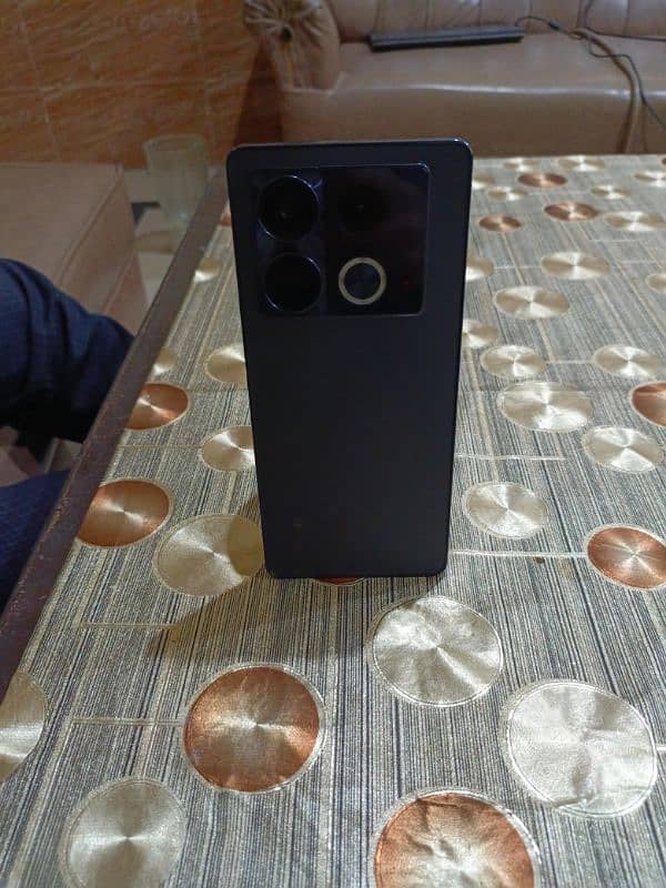 Infinix Note 40 9