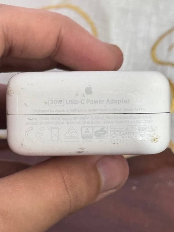 APPLE TYPE C ADAPTER 30w 1