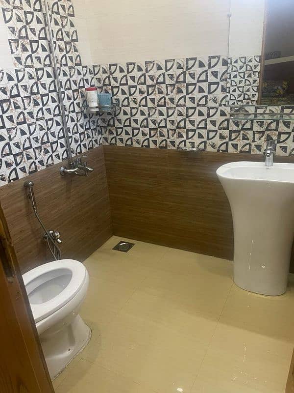 Furnished 5 marla House Upper Portion For Rent in Bahria Town Lahore 12