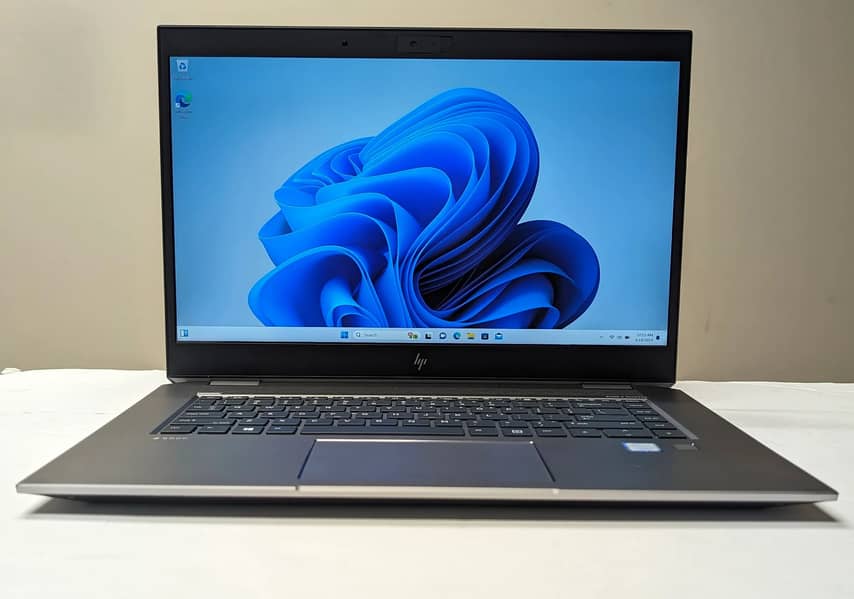 Gaming Laptop! HP ZBook Studio 15 G5 Core i7 8th Gen 4GB NVIDIA Quadro 1