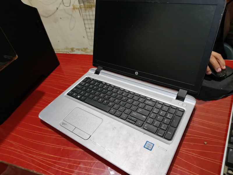 HP ProBook 450 Core i3 6th Gen 8GB DDR 4 RAM 256GB SSD 0