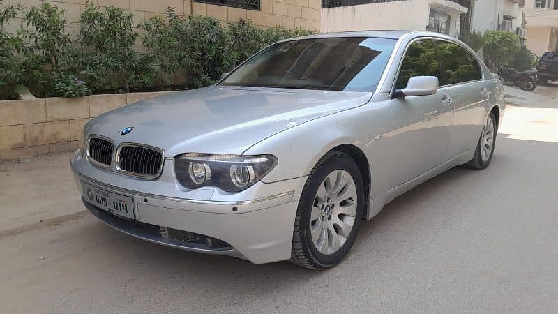 BMW 7 Series 740i Model 2004/11 2