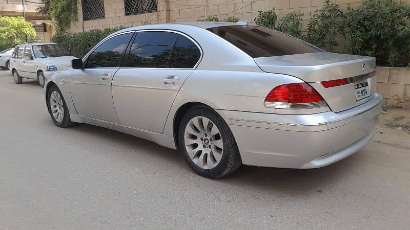 BMW 7 Series 740i Model 2004/11 3