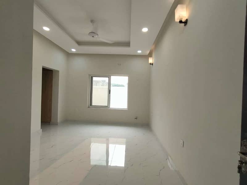 A Brand New House Of 01 Kanal Available For Rent 11