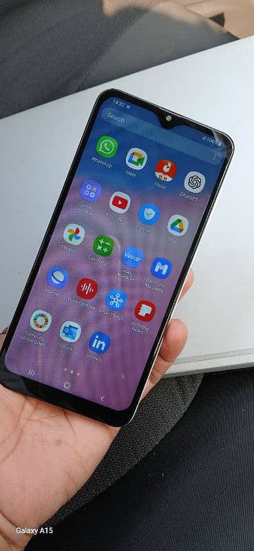 Samsung Galaxy A30s 0